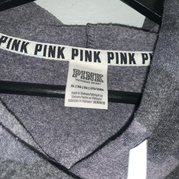 Vs 2 piece set - Picture 2 of 4